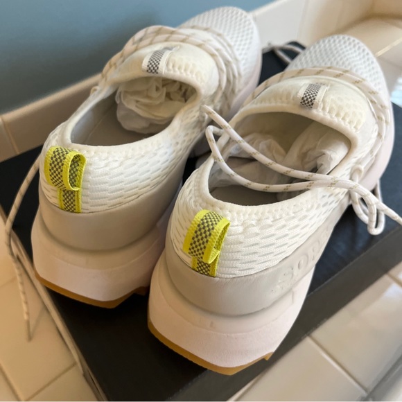 NIB Women’s Sorel Kinetic Impact Lace White Gum Sneaker Sz 11 MSRP $140 - Picture 8 of 8